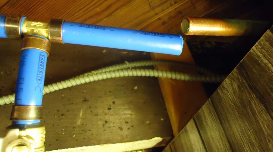 7 Signs It's Time to Repipe Your Houston Home